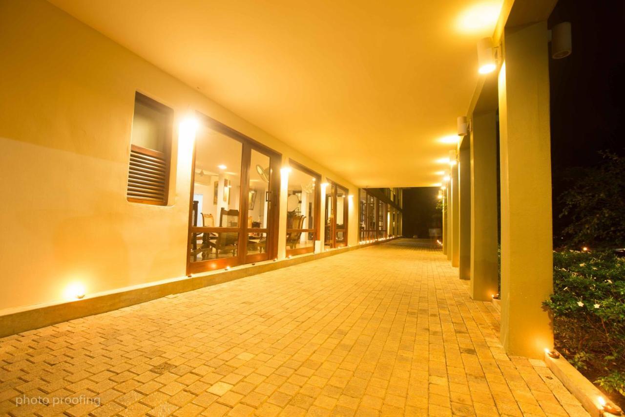 Jaffna Heritage Hotel Zewnętrze zdjęcie