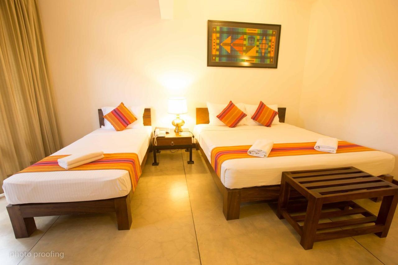 Jaffna Heritage Hotel Zewnętrze zdjęcie